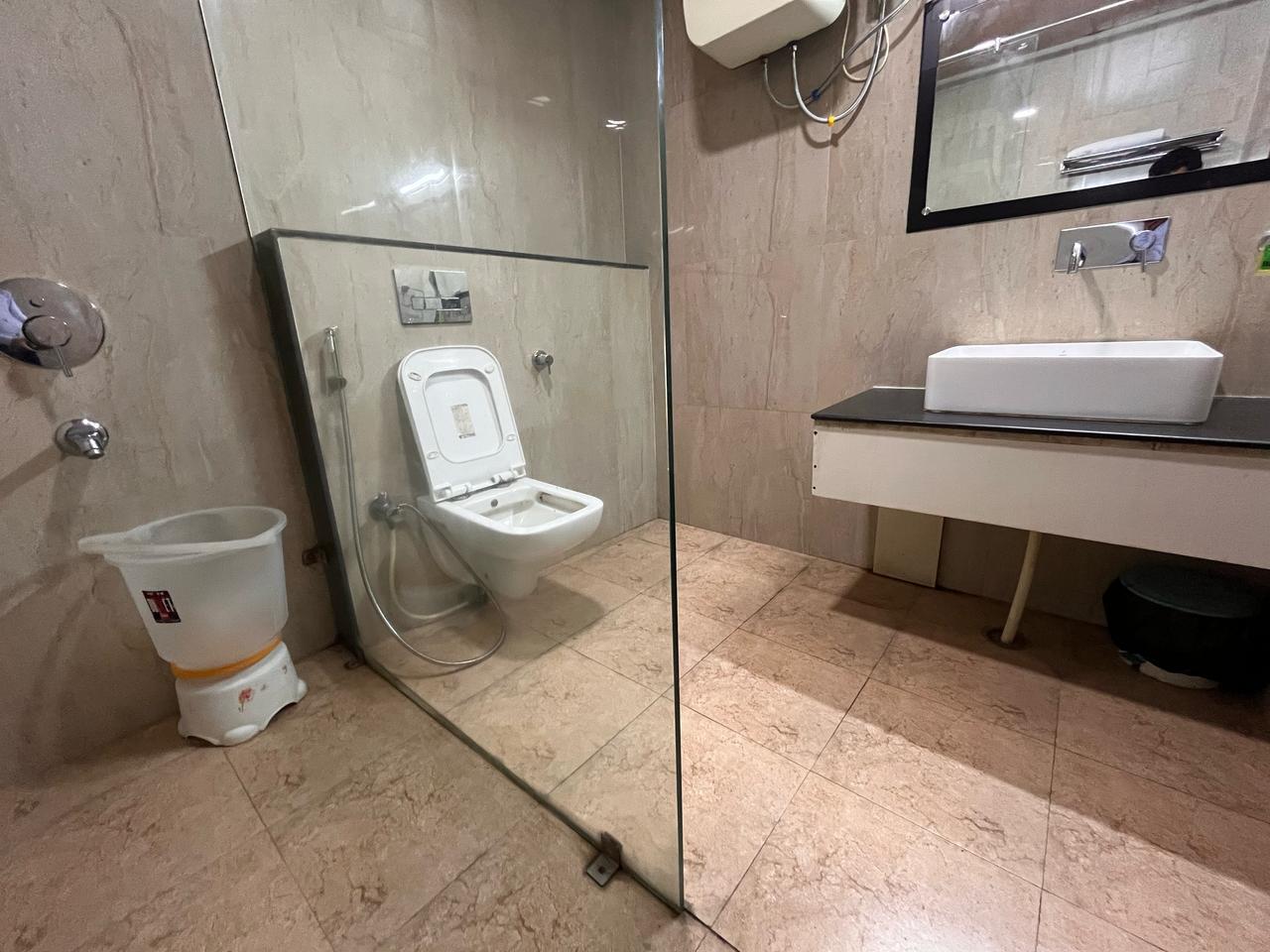 Executive Room bathroom Hotel Flora Haridwar